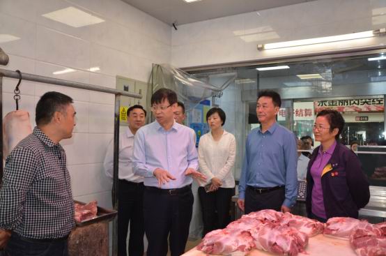 副市长许昆林赴西郊国际检查节前保供稳价工作(2)25.jpg 副市长许昆林赴西郊国际检查节前保供稳价工作(2)25.jpg